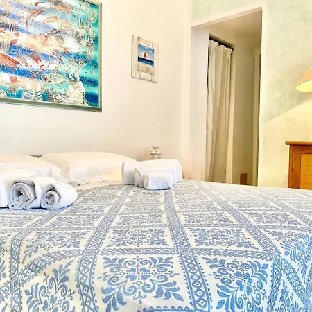 Casagliana Apartments Golfo Aranci Exterior photo